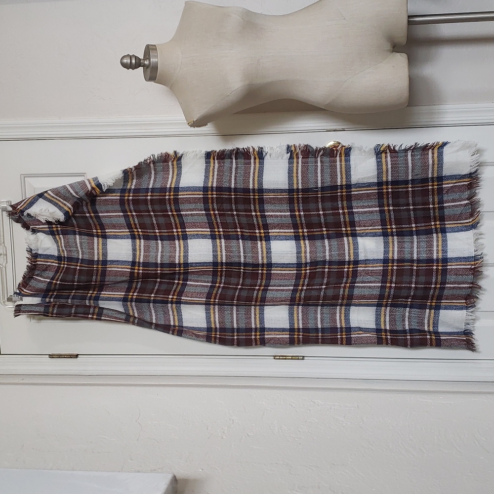 Oversized Plaid Blanket Scarf Square Fringe Cream Brown Green Blue 58x58 Wrap - Picture 7 of 10